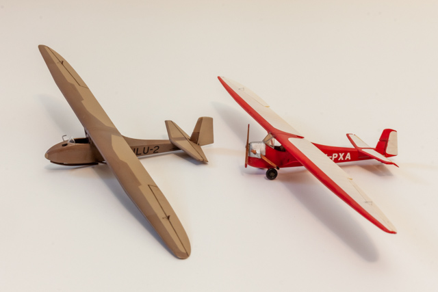 Grunau Baby and PIK-10 Moottoribaby