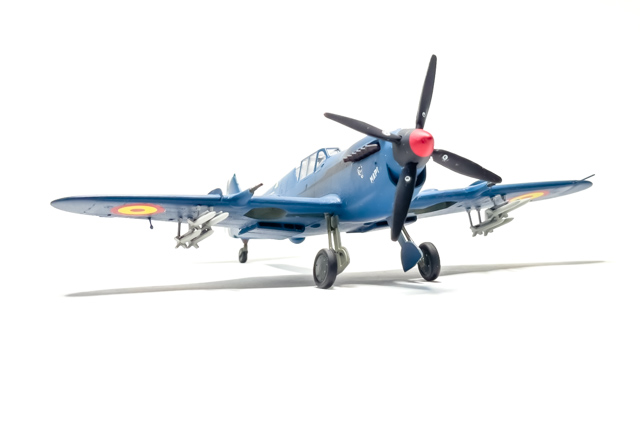 Buch&oacute;n in 1/72